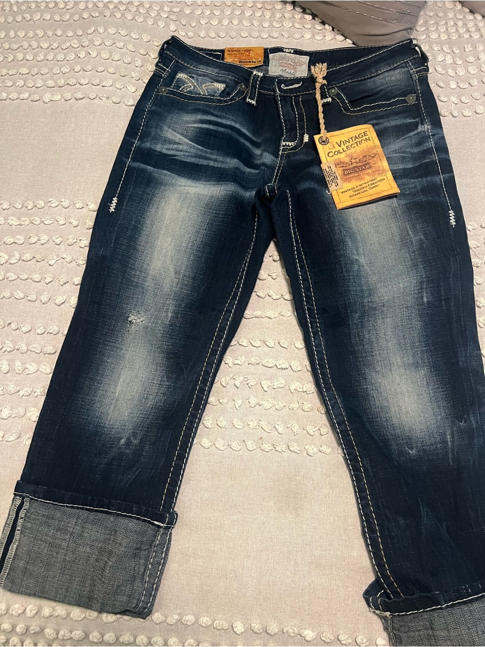 Women’s Dark Wash Blue Jean capris